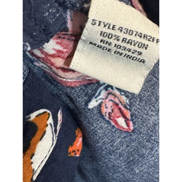 Caffe Marrahesh Blue Button Up With Pink/Red Floral Print, Rayon, Large - Picture 5 of 6